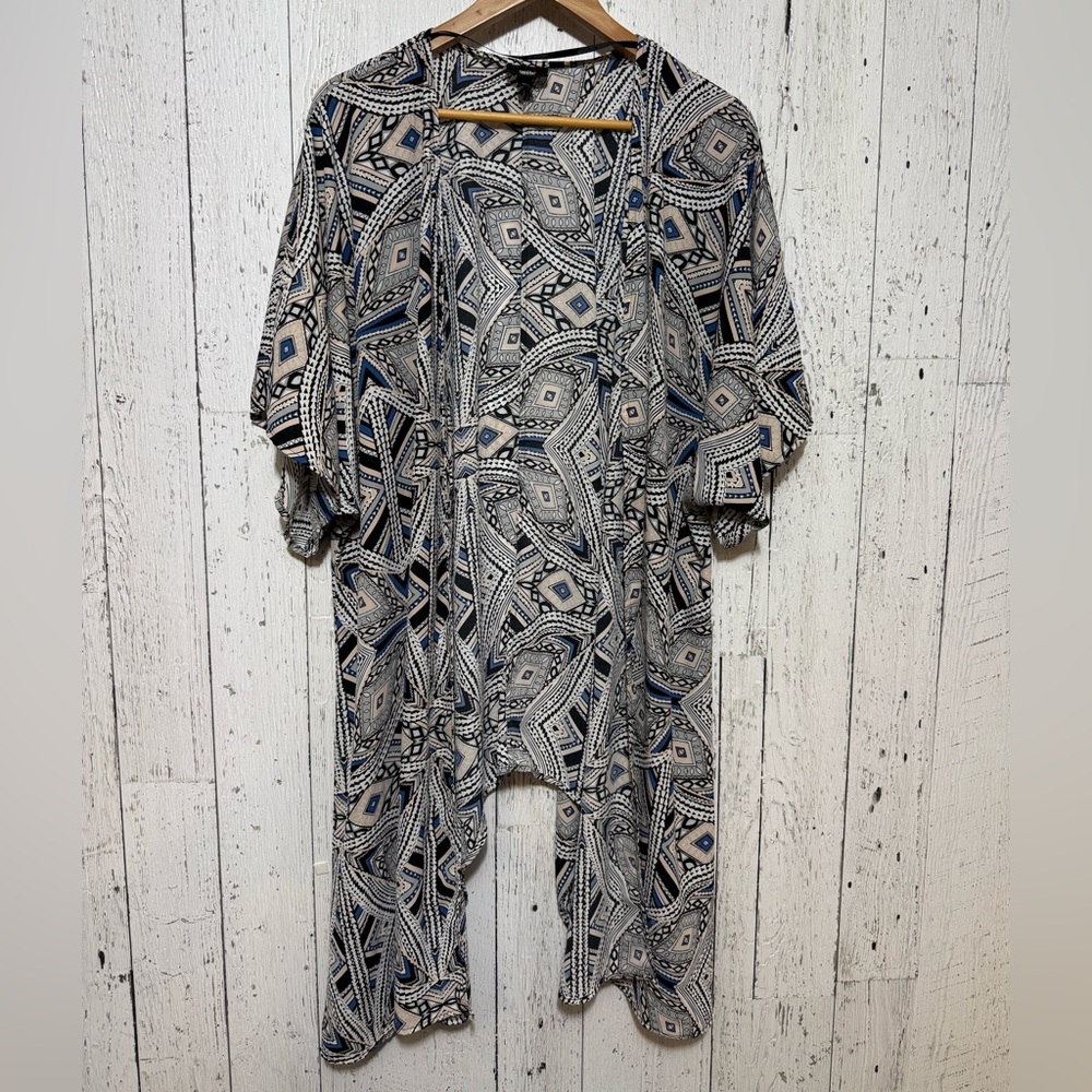 Mossimo Supply Co. Geometric Black and Blue Kimono Top